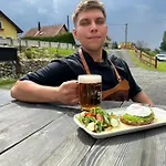 Kamenny Dvur