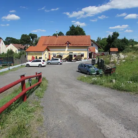 Kamenný Dvůr 3* Františkovy Lázně